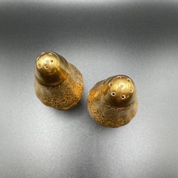 Vintage Wheeling Floral Gold Salt & Pepper Shaker Set - Picture 3 of 5